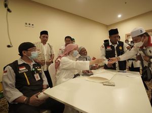 Jemaah Haji Aceh Terima Dana Wakaf Baitul Asyi di Mekah Rp 5,9 Juta Jemaah Haji Aceh Terima Dana Wakaf Baitul Asyi di Mekah Rp 5,9 Juta