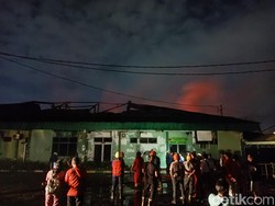 Rumah Sakit Putri Hijau Medan Terbakar Diduga Akibat Arus Pendek