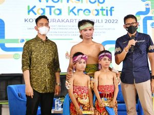 Sandiaga Bantu Rampungkan Musik Pengiring Tari Golek Seniman Surakarta