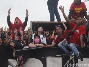 Rindu Deltamania Bisa Nribun Lagi di GOR Delta Sidoarjo Terbayar Lunas Rindu Deltamania Bisa Nribun Lagi di GOR Delta Sidoarjo Terbayar Lunas