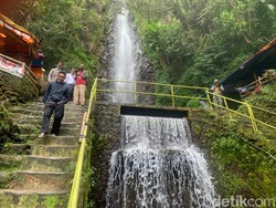 1 Wisatawan Tewas Kejatuhan Batu di Air Terjun Tirtosari Magetan