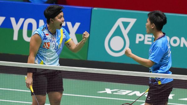 Momen Apri/Fadia Raih Juara Ganda Putri Malaysia Open 2022