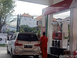 Data Membuktikan, BBM Naik Belum Pernah Bikin Penjualan Mobil Turun