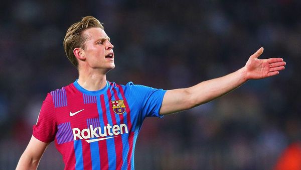 Barcelona Tarik Ulur Frenkie De Jong ke MU