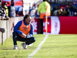 Gabriel Milito Eks Barcelona: Protes Wasit, Pukul Lawan, Digelandang Polisi