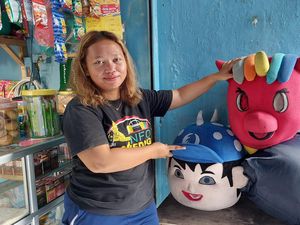 Suka Duka Bos Kostum Badut Jalanan, Modal Hasil Utang-Razia Satpol PP