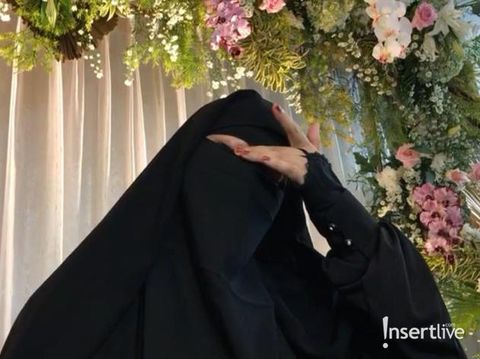 Tangis Umi Pipik membicarakan Abidzar
