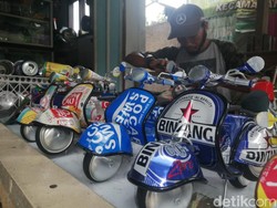 Kreatif! Buruh Pabrik di Subang Bikin Miniatur Motor dari Limbah Kaleng