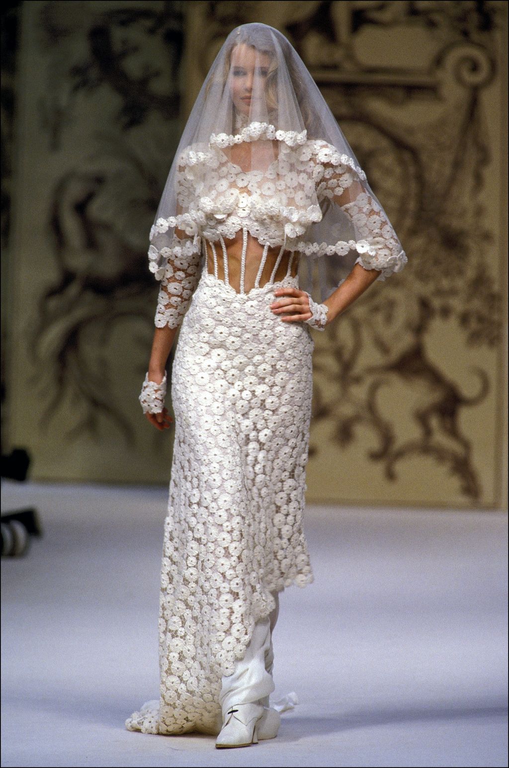FRANCE - JANUARY 01:  Fashion: haute couture spring summer 1993 in Paris, France in January, 1993 - Chanel (Claudia Schiffer).  (Photo by Daniel SIMON/Gamma-Rapho via Getty Images)