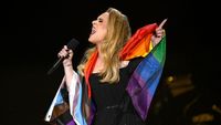 Penampilan Megah Adele di Panggung Hyde Park Banjir Teriakan