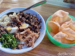 Sarapan Hits di Ciamis, Bubur Ayam Purnamasari 2 Jam Buka Langsung Ludes