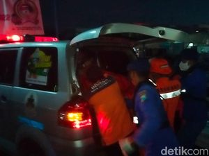 Driver Ojol yang Loncat dari Suramadu Ditemukan Tewas Mengambang Driver Ojol yang Loncat dari Suramadu Ditemukan Tewas Mengambang