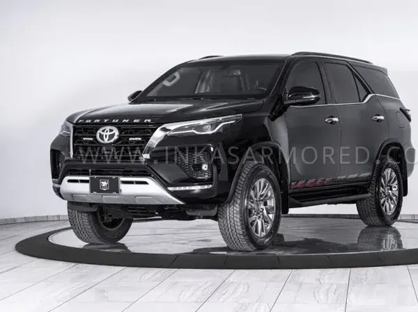 Ini Tampilan Toyota Fortuner Antipeluru