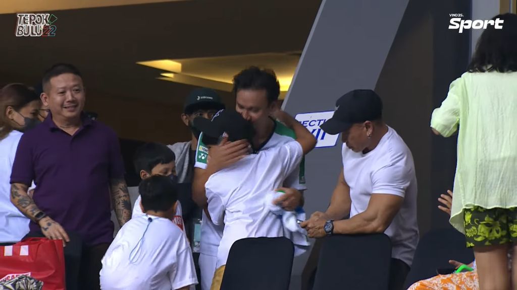 Keluarga Vincent Rompies