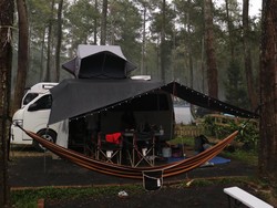 Kemping Mewah Naik Campervan ala Sultan di Lembang