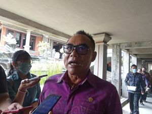 Ketua DPRD Bali Sebut Lokasi Proyek Terminal LNG Bisa Saja Dipindah Ketua DPRD Bali Sebut Lokasi Proyek Terminal LNG Bisa Saja Dipindah