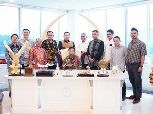 Bamsoet: KAHMI Tak Boleh Ketinggalan Hadapi Fenomena Ekonomi Digital Bamsoet: KAHMI Tak Boleh Ketinggalan Hadapi Fenomena Ekonomi Digital