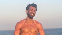 Mohamed Salah diketahui berlibur ke kawasan pesisir Mesir. Sekaligus pulang kampung, nih! (Instagram/mosalah)