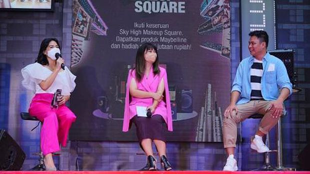 Maybelline Sky High Waterproof Mascara yang Sempat Viral