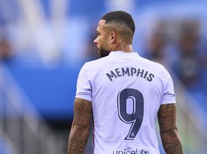 Memphis Depay Sepakati Kontrak dengan Juventus?
