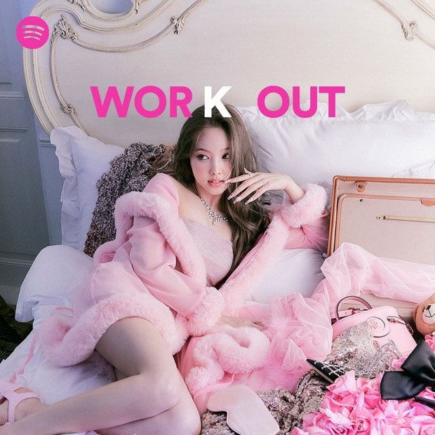 Nayeon di cover Wor K Out / Foto : spotify.com