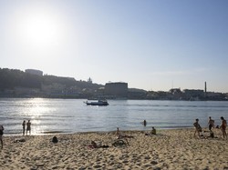 Warga Ukraina Rindu Setengah Mati dengan Liburan yang Nyaman