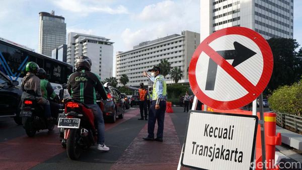 Urai Kemacetan, Arus Lalin di Kawasan Bundaran HI Diatur Ulang
