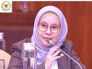 Ini Sosok Anggota DPR Marahi Pejabat Kementan Masak Mesti Diinjak Ini Sosok Anggota DPR Marahi Pejabat Kementan Masak Mesti Diinjak
