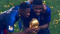 Tahun 2018 lalu ketika Umtiti turut jadi punggawa Timnas Prancis kala menangi Piala Dunia, dirinya punya market value mencapai Rp 1 triliun! (Getty Images)