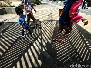 Melihat Jakarta di Tengah Lonjakan Kasus Corona