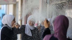 Begini Lho... Cara Siswa Palestina Rayakan Kelulusan