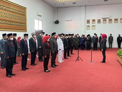 Bupati Tulang Bawang Lantik 36 Pejabat Struktural, Ini Arahannya