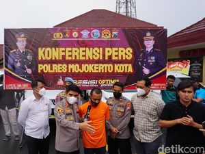 Akal Bulus Eks Pegawai Leasing Kota Mojokerto Tipu-Gondol 12 Mobil Akal Bulus Eks Pegawai Leasing Kota Mojokerto Tipu-Gondol 12 Mobil