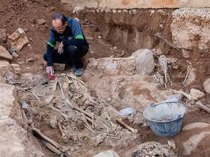 Geger Penemuan Kuburan Massal Korban Perang Saudara di Spanyol Geger Penemuan Kuburan Massal Korban Perang Saudara di Spanyol