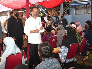 Jokowi ke Pasar Semarang, Bertemu Joko Pedagang Disabilitas