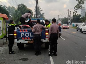 Kecelakaan Horor 3 Sepeda Motor di Kulon Progo Terekam CCTV