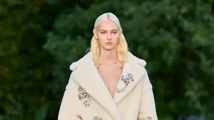 Foto 10 Busana Stylist dari Max Mara Resort 2023, Terinspirasi Portugis
