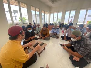 Suntikan Semangat Agen Travel ke Jemaah Haji Furoda: Bukan Aib, Bukan Penipuan Suntikan Semangat Agen Travel ke Jemaah Haji Furoda: Bukan Aib, Bukan Penipuan