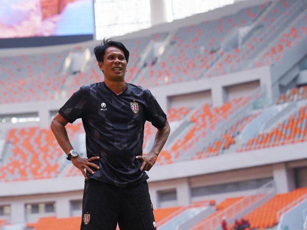 Pelatih Bali United U-18 Pasek Wijaya Matangkan Lisensi A AFC