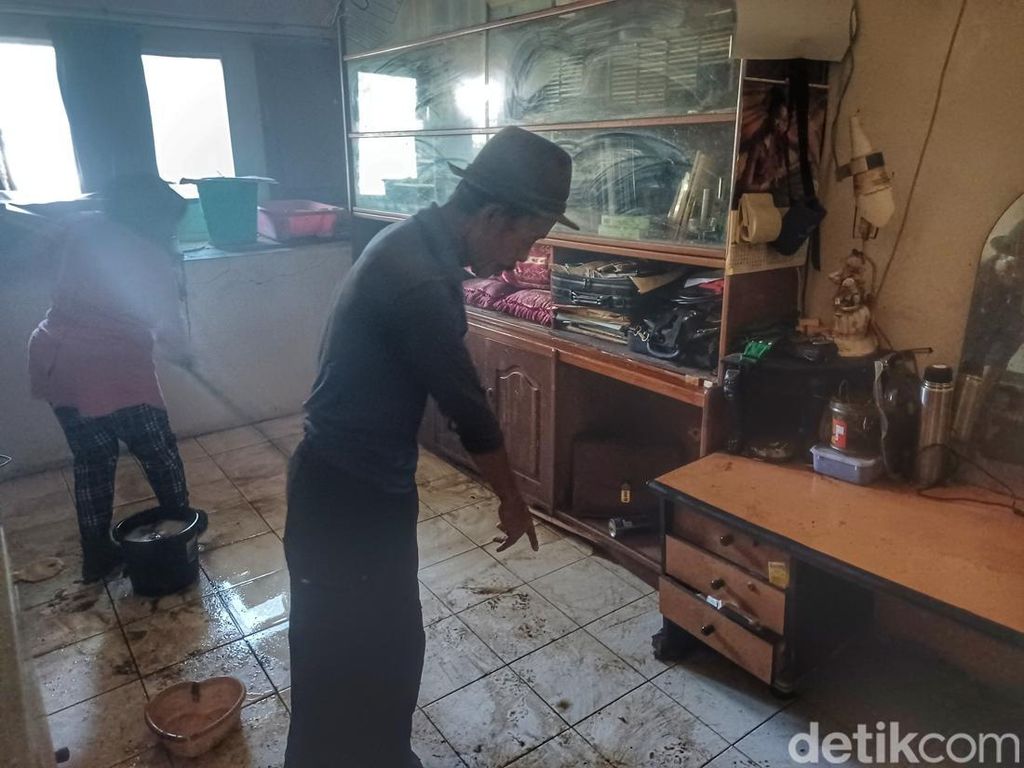 Lokasi Warga Temukan Tengkorak Pria di Dalam Rumah di Cileunyi