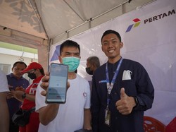 Warga-Wali Kota Manado Sambut Subsidi BBM Tepat Sasaran Pertamina