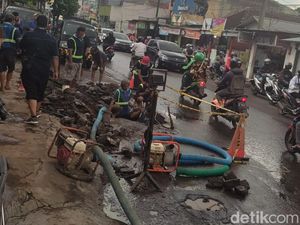 Pipa PDAM Kota Malang Bocor di Ranugrati, 11 Kelurahan Terdampak Pipa PDAM Kota Malang Bocor di Ranugrati, 11 Kelurahan Terdampak