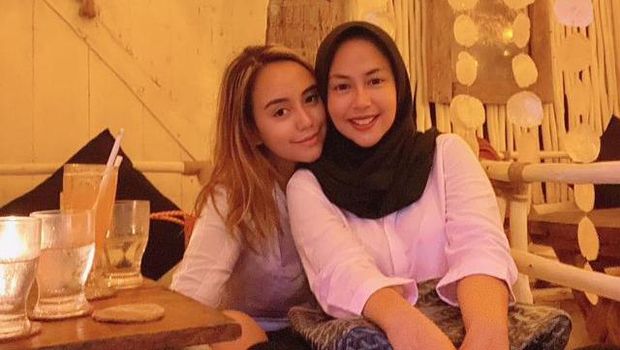 Salmafina dan Heidy Sunan