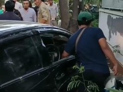 6 Fakta Pria Berpistol Pelaku Penyekapan Tabrak Belasan Motor di Sunter
