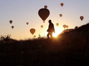 Balon Udara di Turki Kecelakaan, Pilot Tewas-Belasan WNI Terluka Balon Udara di Turki Kecelakaan, Pilot Tewas-Belasan WNI Terluka
