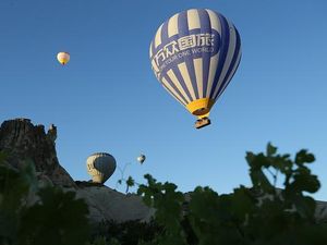 Nahas 2 Penumpang Tewas dalam Kebakaran Balon Udara di Meksiko