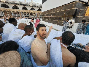 Bawa Gerobak, Jemaah Asal Inggris ini Tempuh 11 Bulan Perjalanan ke Mekkah