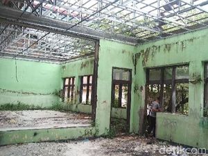 Duh! Bekas Bangunan SD di Majalengka Diduga Sering Dipakai Mesum