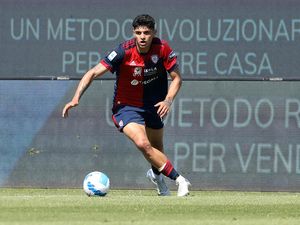 Inter Milan Belanja Lagi, Kini Beli Raoul Bellanova dari Cagliari Inter Milan Belanja Lagi, Kini Beli Raoul Bellanova dari Cagliari