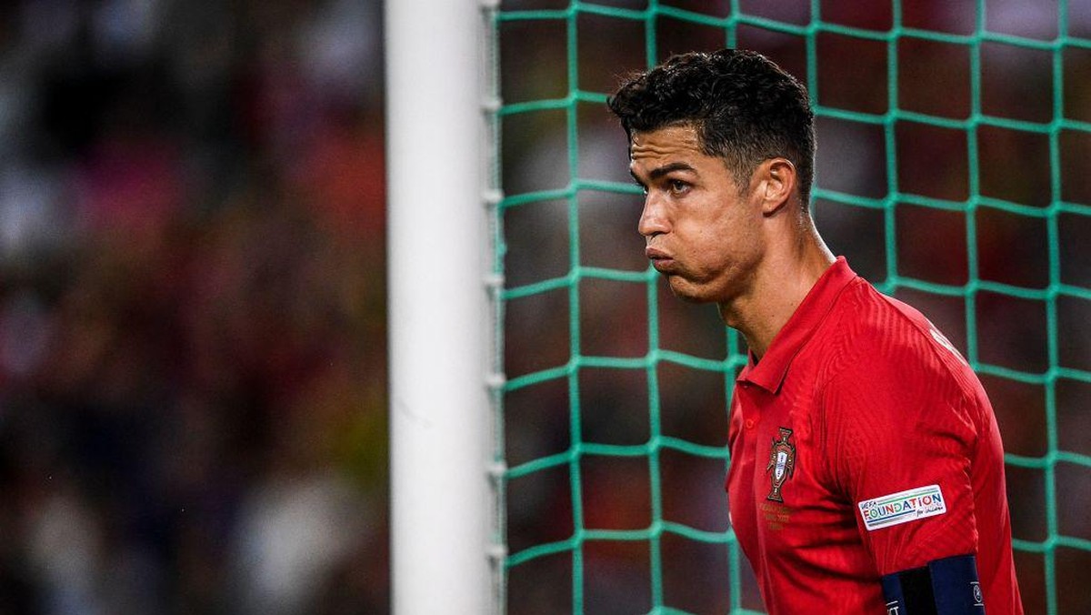 Cristiano Ronaldo dirumorkan ingin meninggalkan Manchester United. (Foto: AFP via Getty Images/PATRICIA DE MELO MOREIRA)